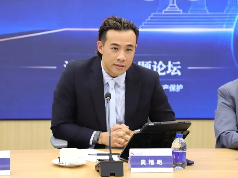 段和段英国律师事务所合伙人、出庭大律师黄精明在段和段上海总部主讲英国法域下的跨境债务追索
